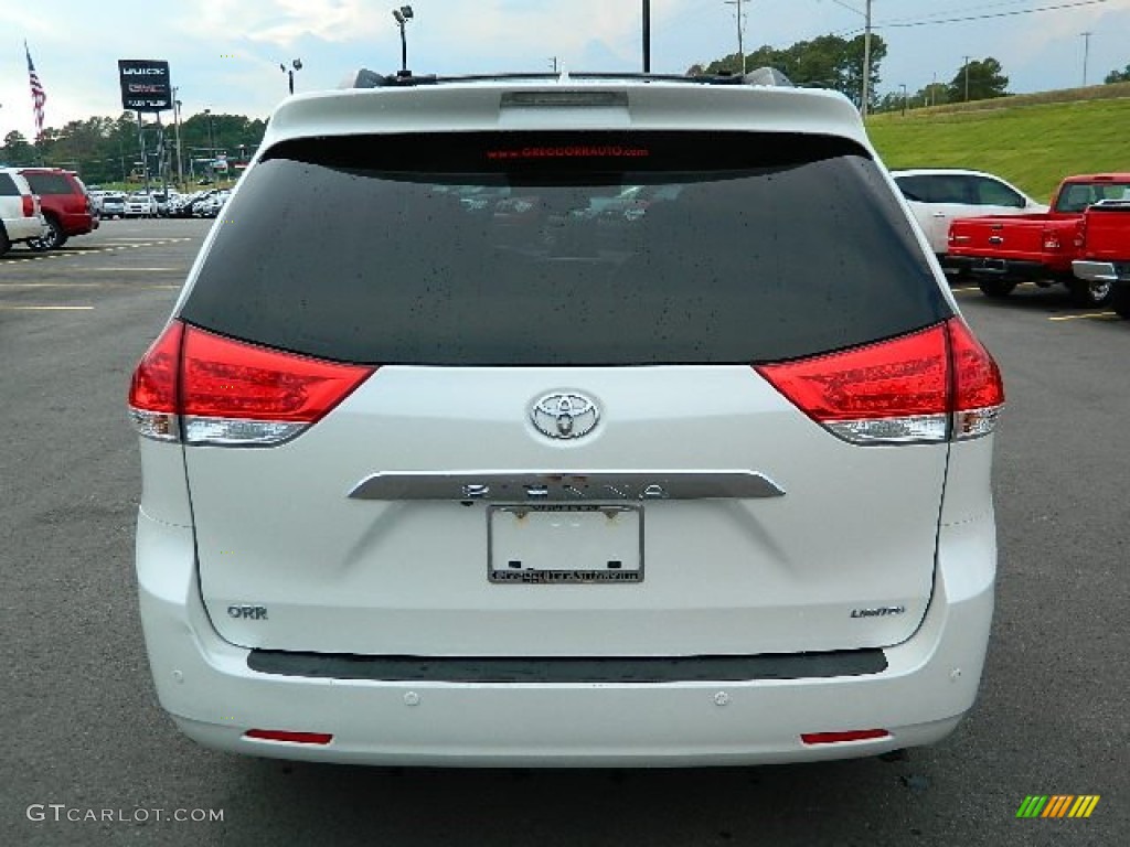 2011 Sienna Limited - Blizzard White Pearl / Light Gray photo #4