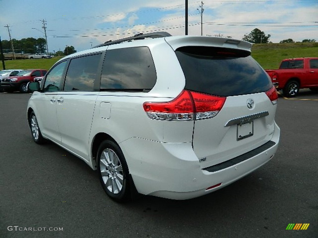 2011 Sienna Limited - Blizzard White Pearl / Light Gray photo #5