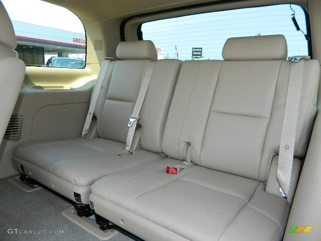 2013 Cadillac Escalade Luxury AWD Rear Seat Photo #69067525