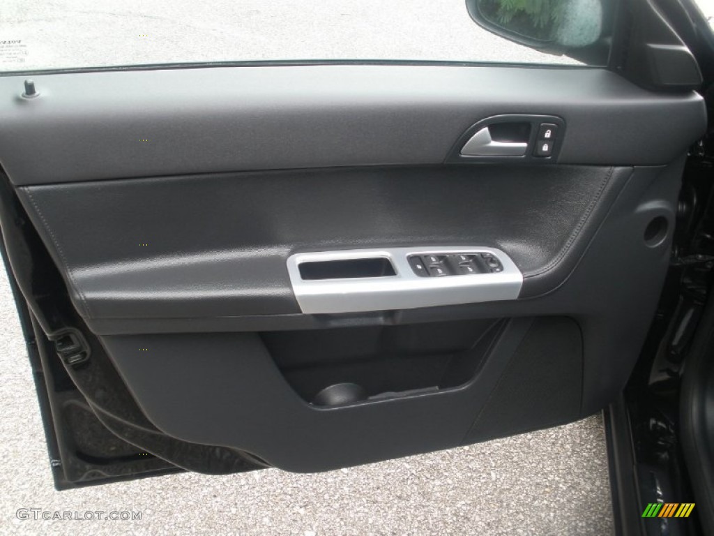 2011 S40 T5 - Black / Off Black Leather photo #16