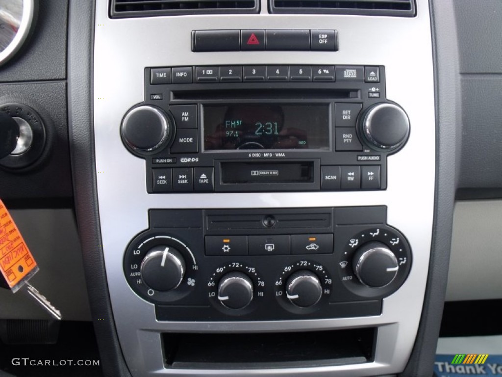 2007 Dodge Charger SXT AWD Controls Photo #69069209