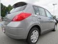 Magnetic Gray Metallic - Versa 1.8 S Hatchback Photo No. 5