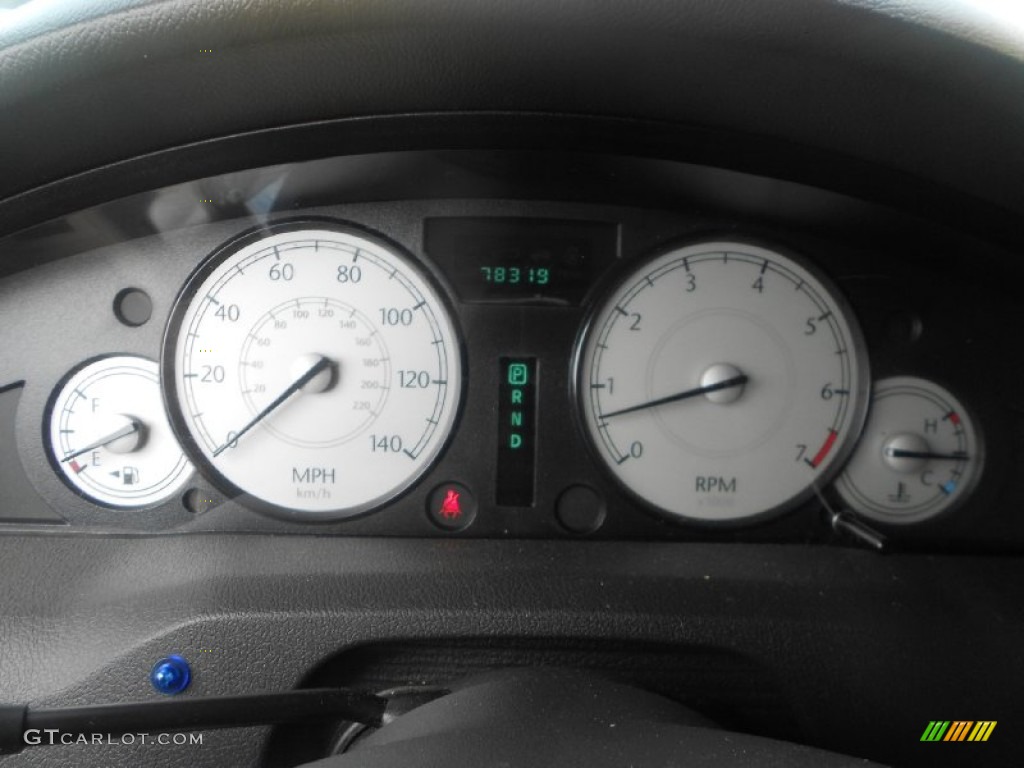 2006 Chrysler 300 Touring Gauges Photo #69080051