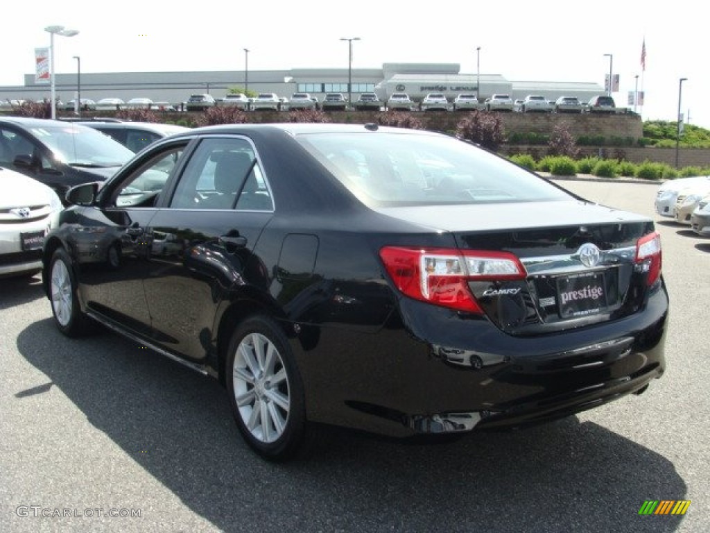 2012 Camry XLE - Attitude Black Metallic / Ash photo #4