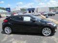 Ultra Black - Veloster  Photo No. 2