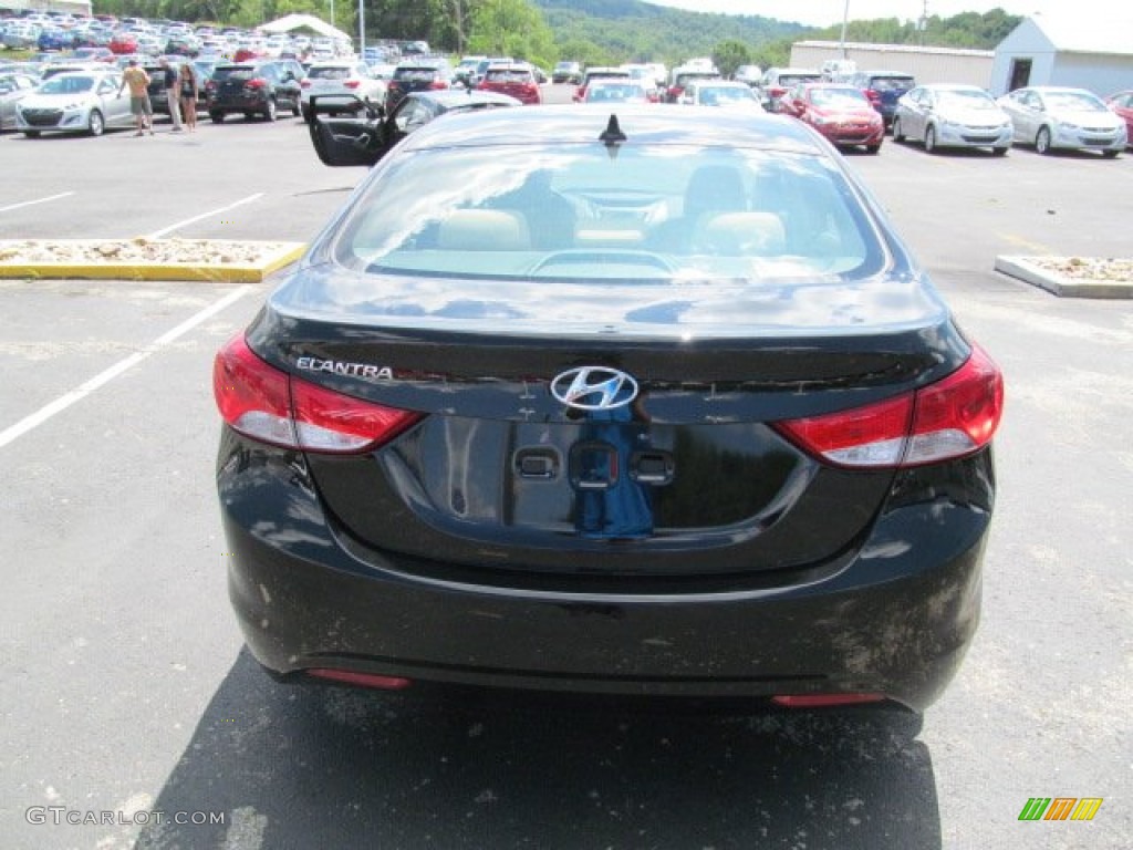 2013 Elantra GLS - Black / Beige photo #4