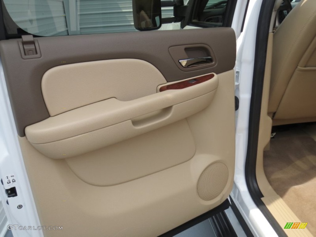 2010 Chevrolet Silverado 2500HD LTZ Crew Cab 4x4 Light Cashmere/Dark Cashmere Door Panel Photo #69081620