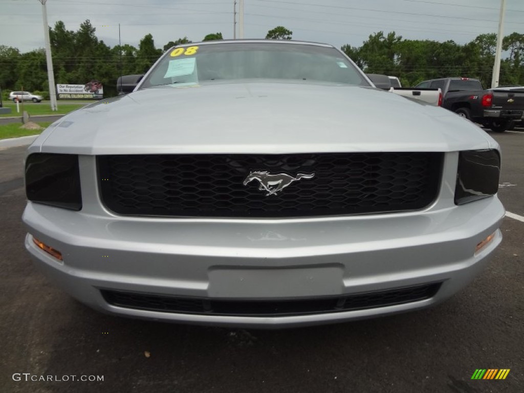 2007 Mustang V6 Deluxe Convertible - Satin Silver Metallic / Dark Charcoal photo #13