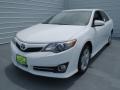 Super White - Camry SE Photo No. 6