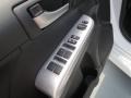 Super White - Camry SE Photo No. 21