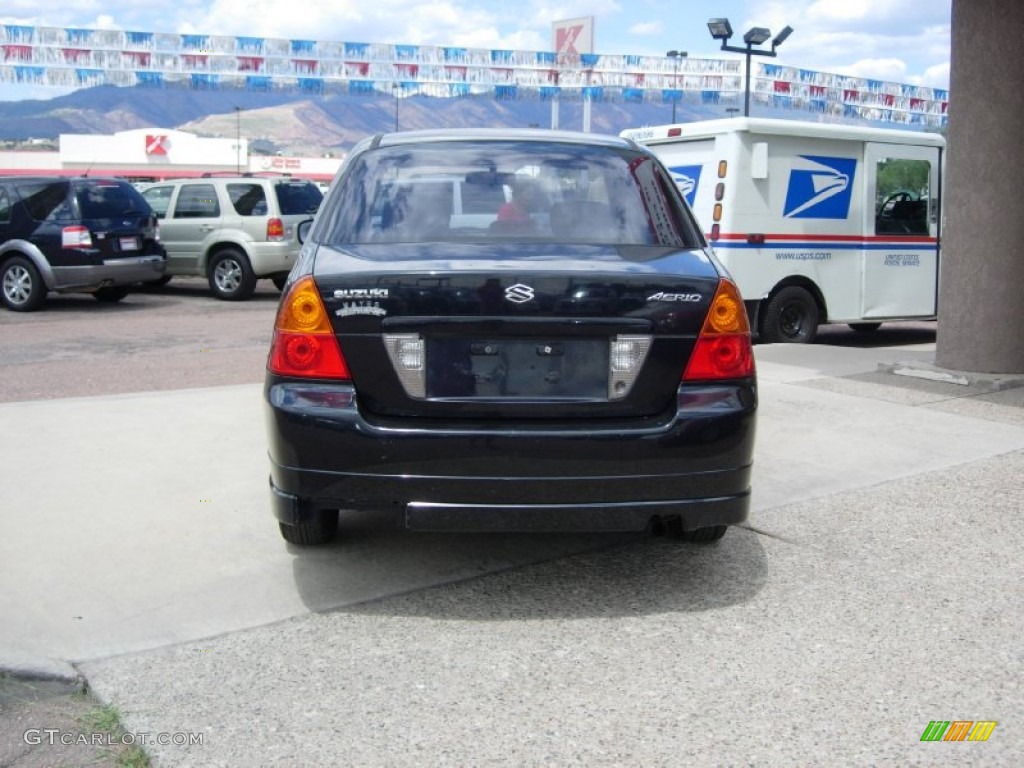 2002 Aerio S Sedan - Black Onyx / Gray photo #9