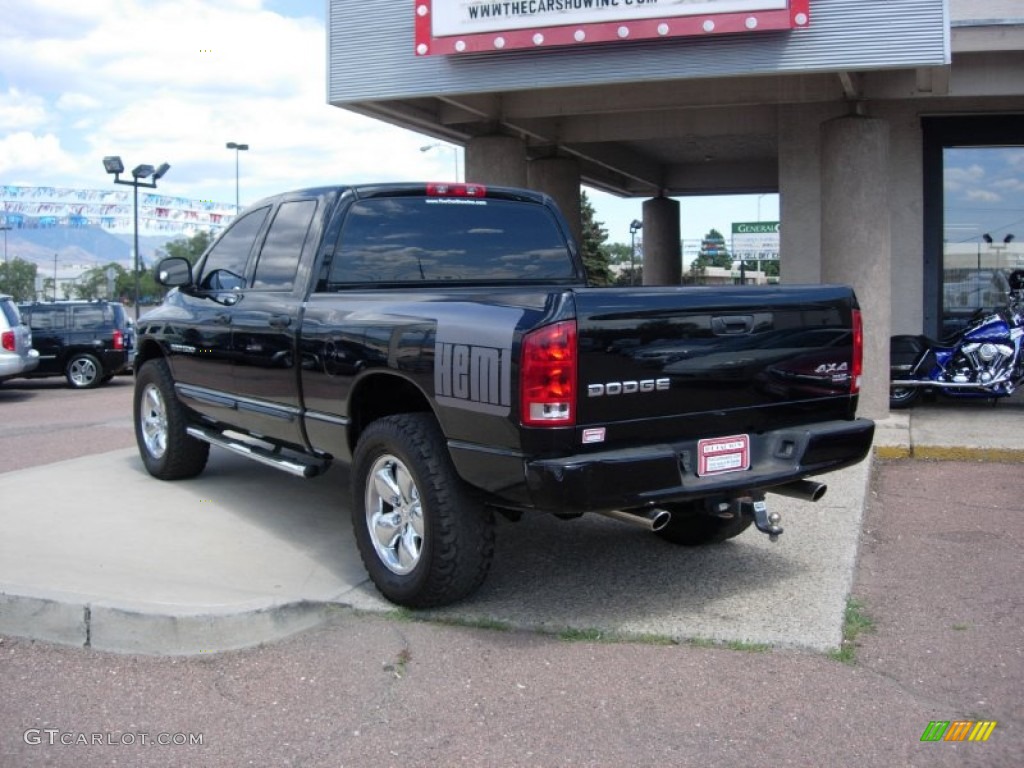 2004 Ram 1500 SLT Quad Cab 4x4 - Black / Dark Slate Gray photo #9