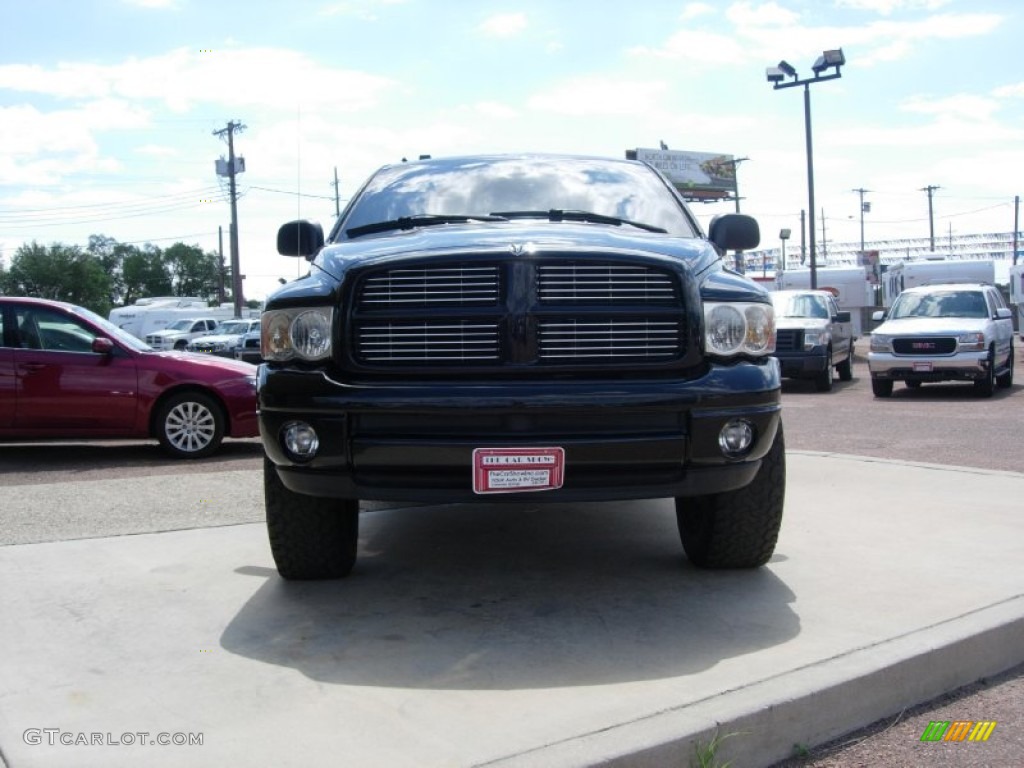2004 Ram 1500 SLT Quad Cab 4x4 - Black / Dark Slate Gray photo #15