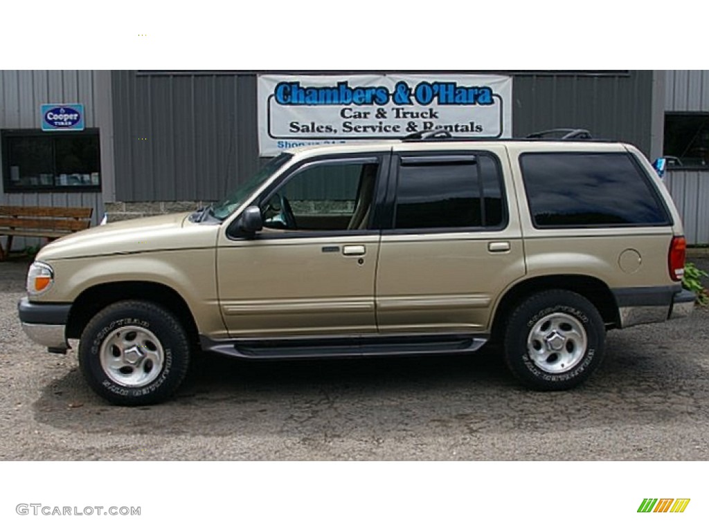 2001 Explorer XLT 4x4 - Harvest Gold Metallic / Medium Prairie Tan photo #2