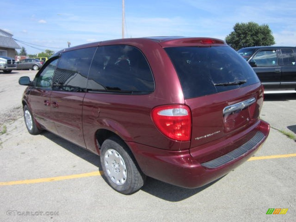 2003 Town & Country LX - Deep Molten Red Pearl / Taupe photo #3