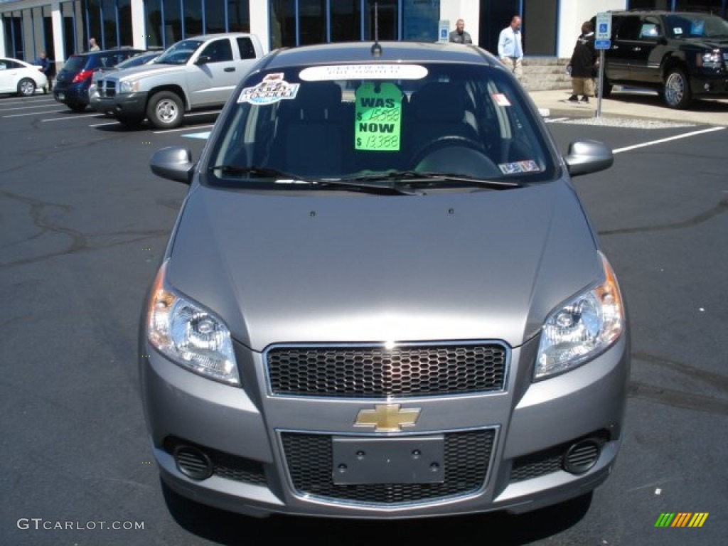 2010 Aveo Aveo5 LS - Medium Gray / Charcoal photo #2