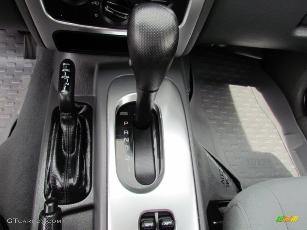 2006 Jeep Liberty CRD Limited 4x4 4 Speed Automatic Transmission Photo #69097168