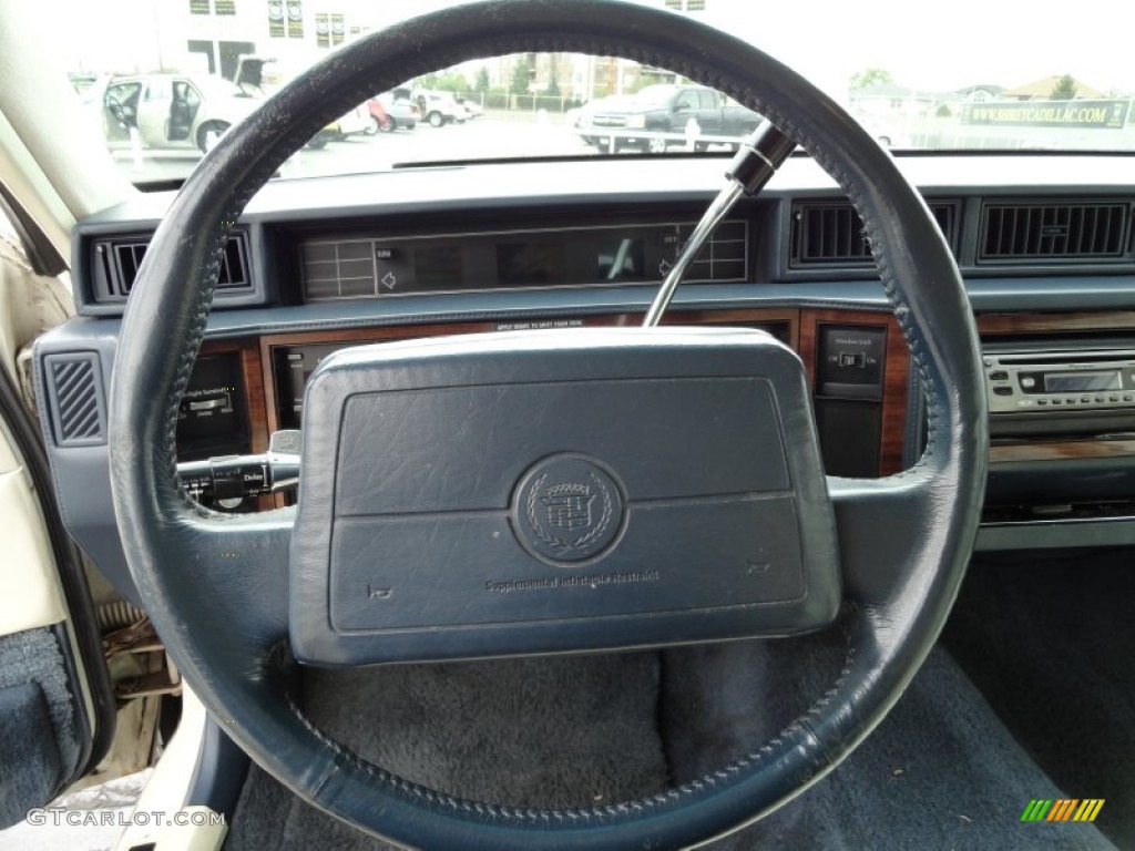 1992 Cadillac DeVille Sedan Steering Wheel Photos