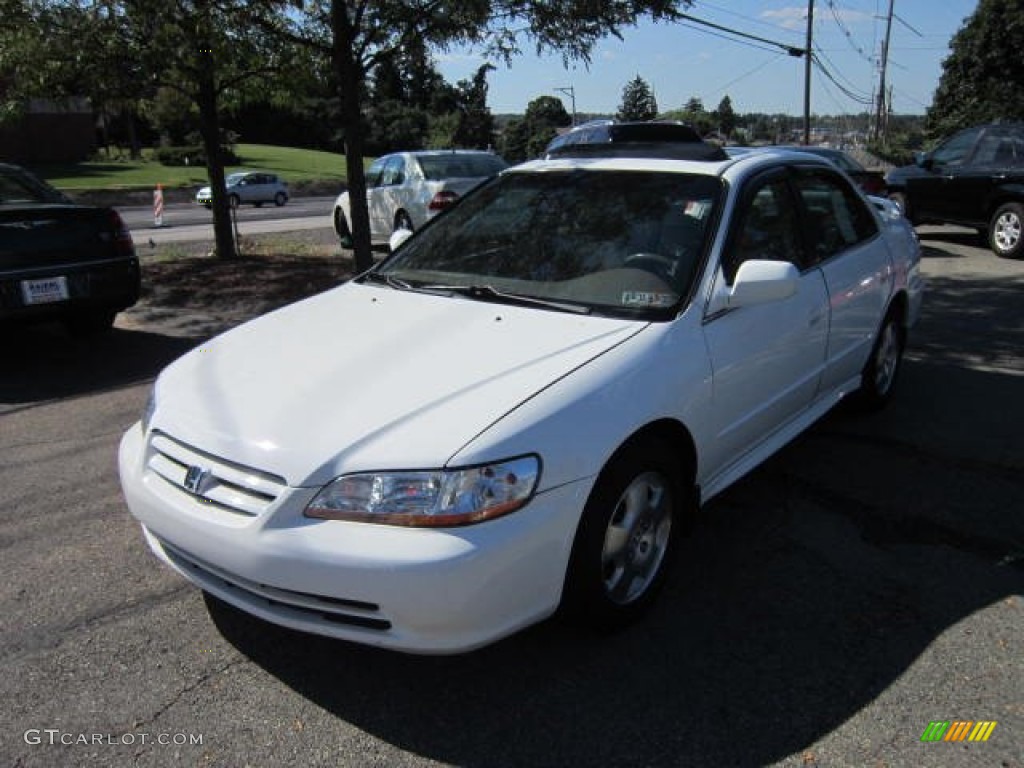 2002 Accord EX V6 Sedan - Taffeta White / Ivory photo #3