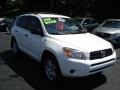 Super White - RAV4 4WD Photo No. 4