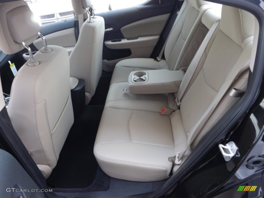 Black/Light Frost Beige Interior 2013 Dodge Avenger SXT Photo #69102482