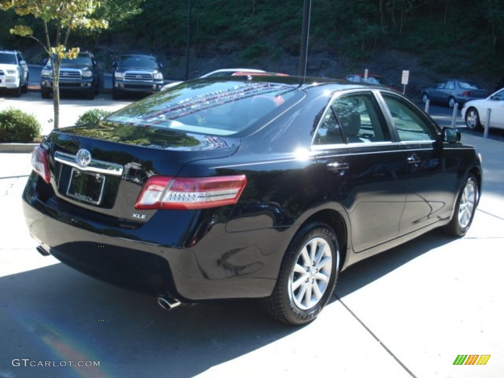 2010 Camry XLE V6 - Black / Ash Gray photo #6