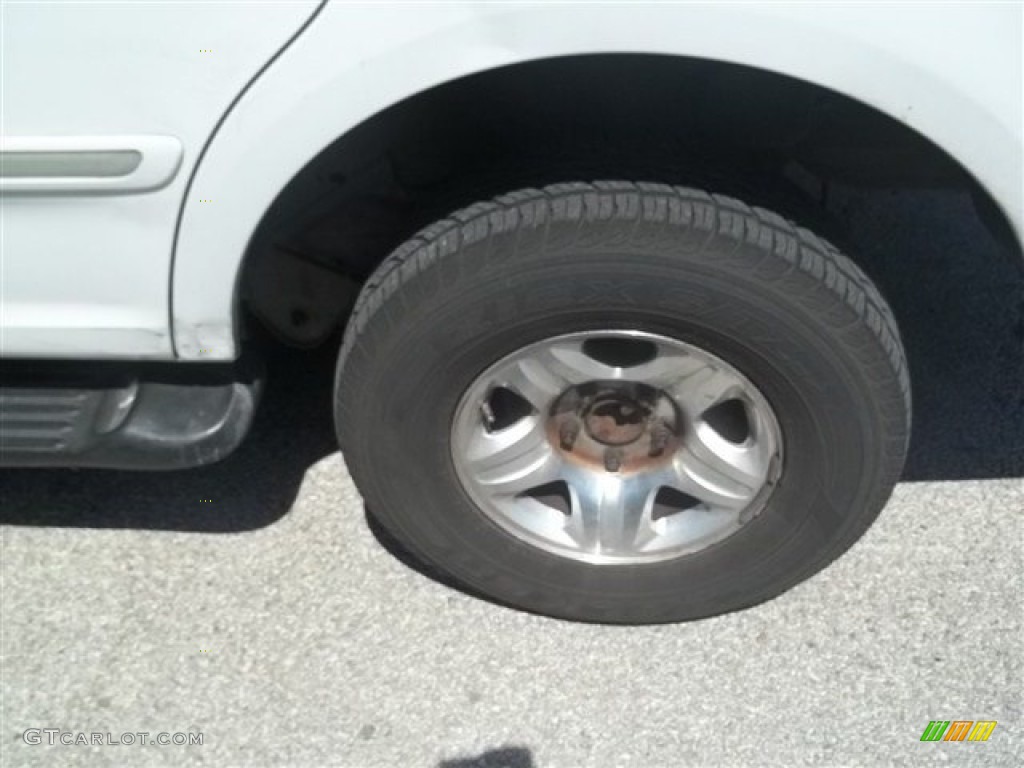 1998 Ford Expedition XLT Wheel Photos