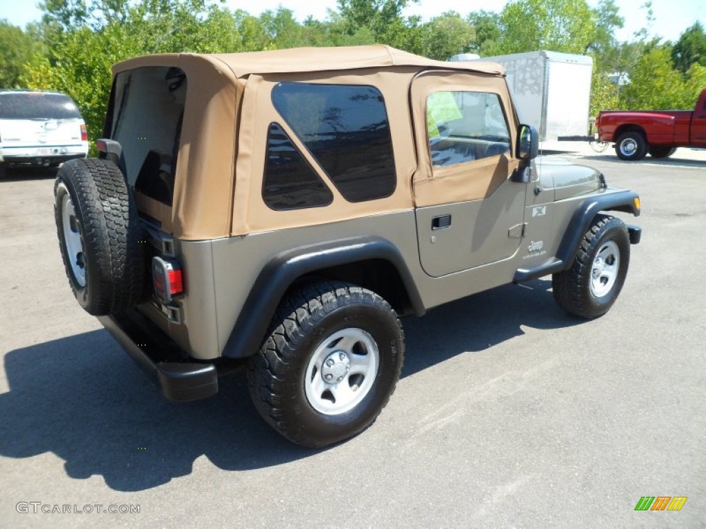 2004 Wrangler X 4x4 - Light Khaki Metallic / Khaki photo #6