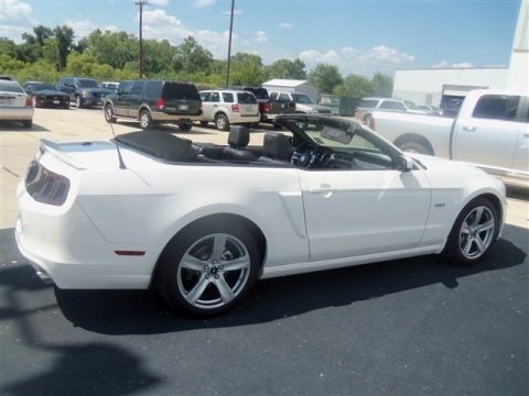Mustang2013 Selectshift on 2013 Ford Mustang Gt Premium Convertible Data Info And Specs