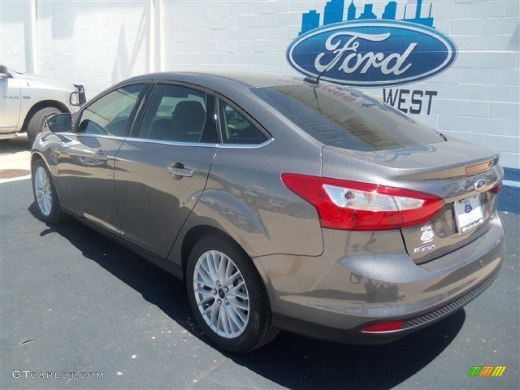 2012 Focus SEL Sedan - Sterling Grey Metallic / Stone photo #23