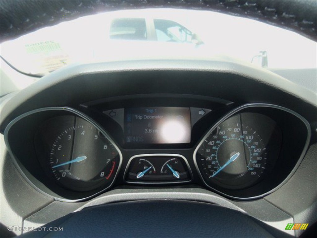 2012 Focus SEL Sedan - White Platinum Tricoat Metallic / Stone photo #22