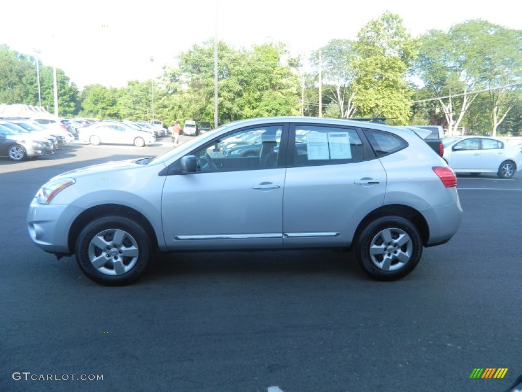 2012 Rogue S AWD - Brilliant Silver / Black photo #2