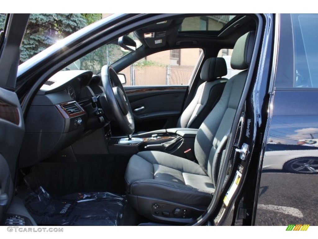 Black Interior 2010 BMW 5 Series 528i xDrive Sedan Photo #69114872