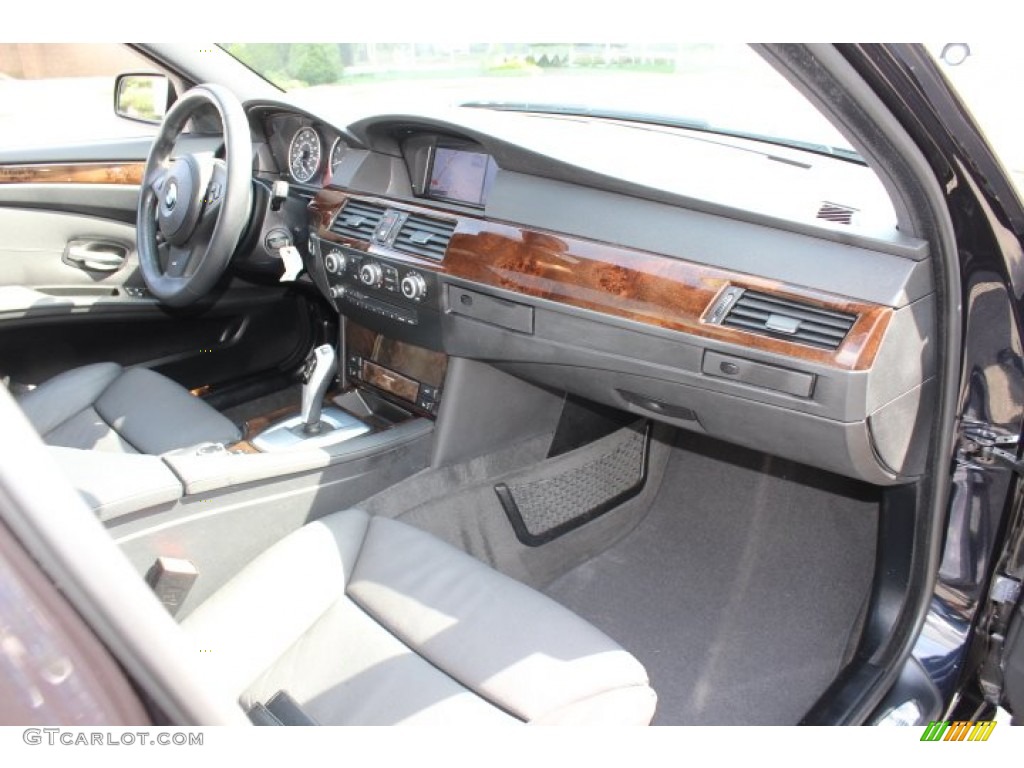 2010 BMW 5 Series 528i xDrive Sedan Black Dashboard Photo #69115007