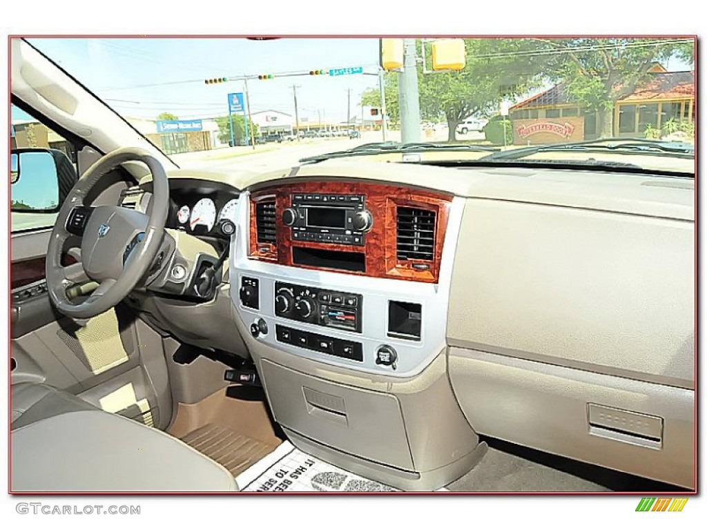 2008 Ram 3500 Laramie Quad Cab 4x4 - Light Khaki Metallic / Khaki photo #36