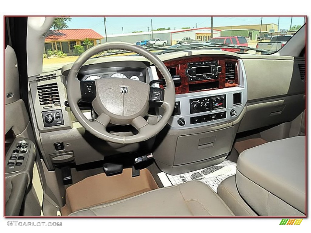 2008 Ram 3500 Laramie Quad Cab 4x4 - Light Khaki Metallic / Khaki photo #40