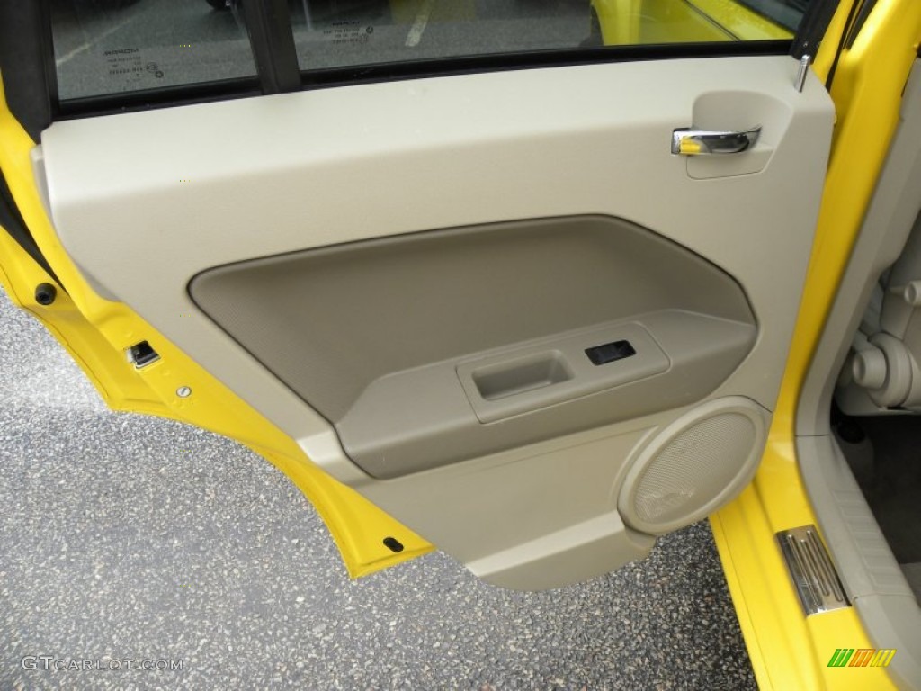 2007 Caliber R/T AWD - Solar Yellow / Pastel Pebble Beige photo #8