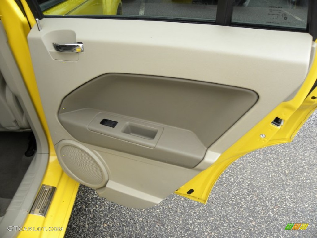 2007 Caliber R/T AWD - Solar Yellow / Pastel Pebble Beige photo #12