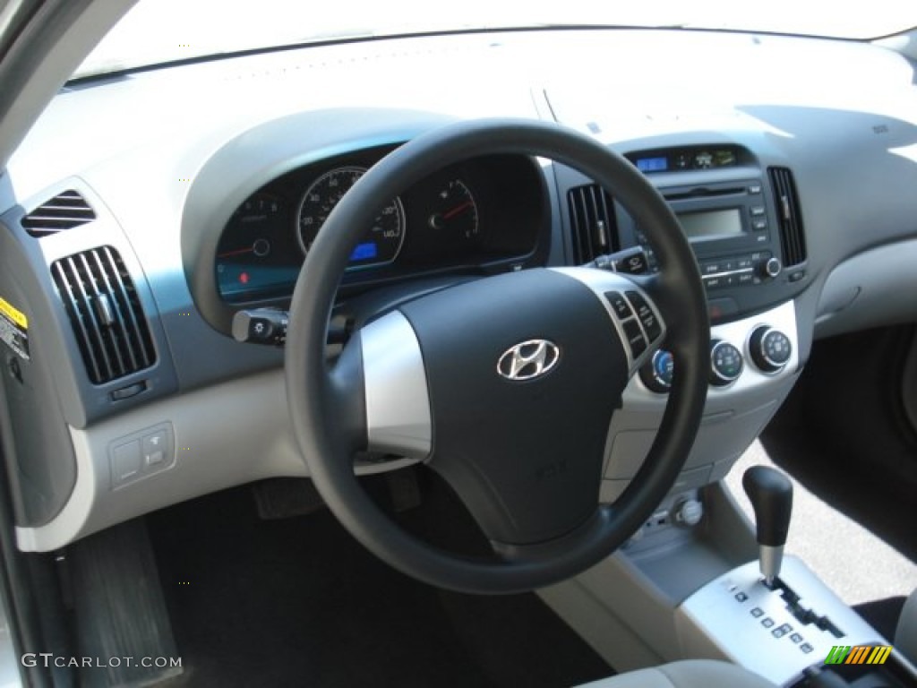 2009 Hyundai Elantra GLS Sedan Gray Steering Wheel Photo #69118656