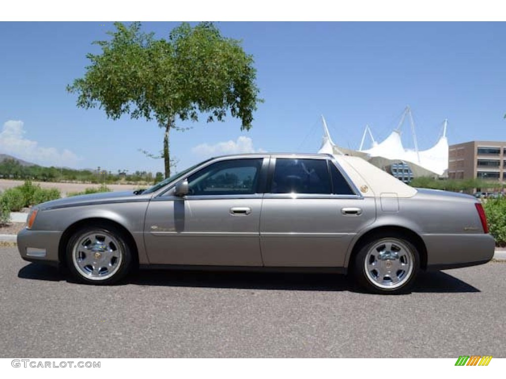 Bronzemist 2003 Cadillac DeVille Sedan Exterior Photo #69119252