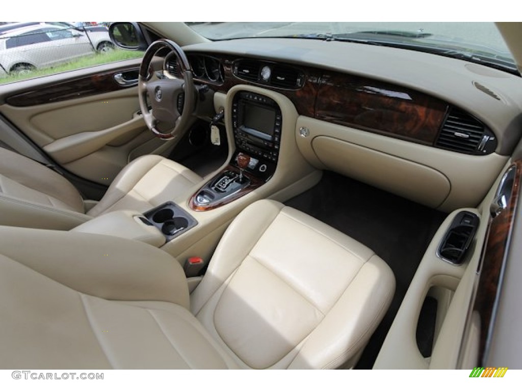 2006 Jaguar XJ XJ8 Champagne Dashboard Photo #69119645