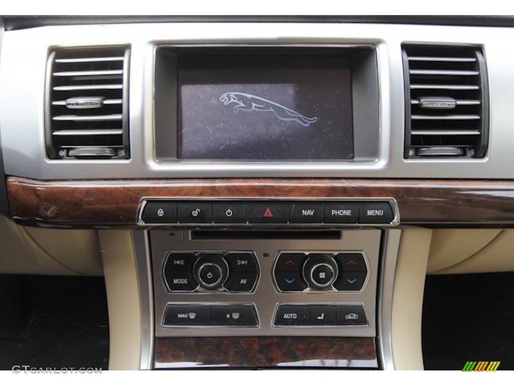 2012 Jaguar XF Standard XF Model Controls Photo #69120761