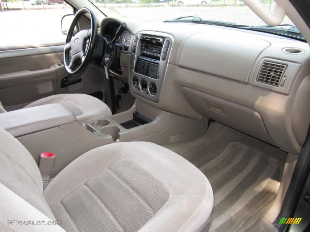 2004 Explorer XLT 4x4 - Estate Green Metallic / Medium Parchment photo #16