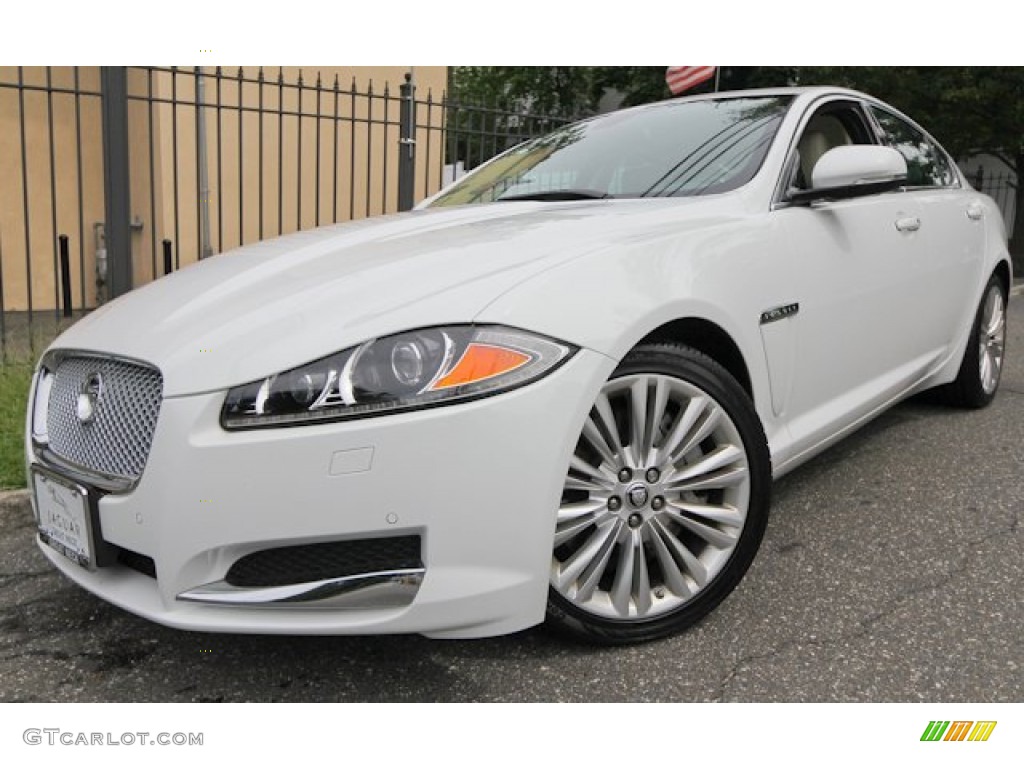 Polaris White Jaguar XF