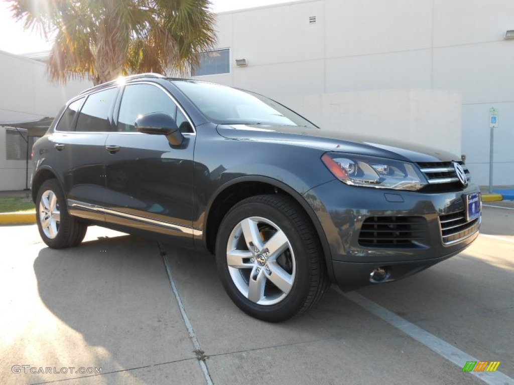 2013 Touareg VR6 FSI Lux 4XMotion - Dark Flint Metallic / Black Anthracite photo #1