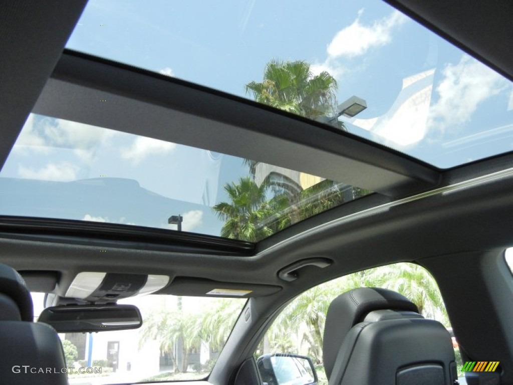 2013 Mercedes-Benz C 63 AMG Coupe Sunroof Photo #69126566