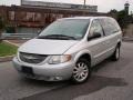 Front 3/4 View of 2002 Town & Country LXi AWD