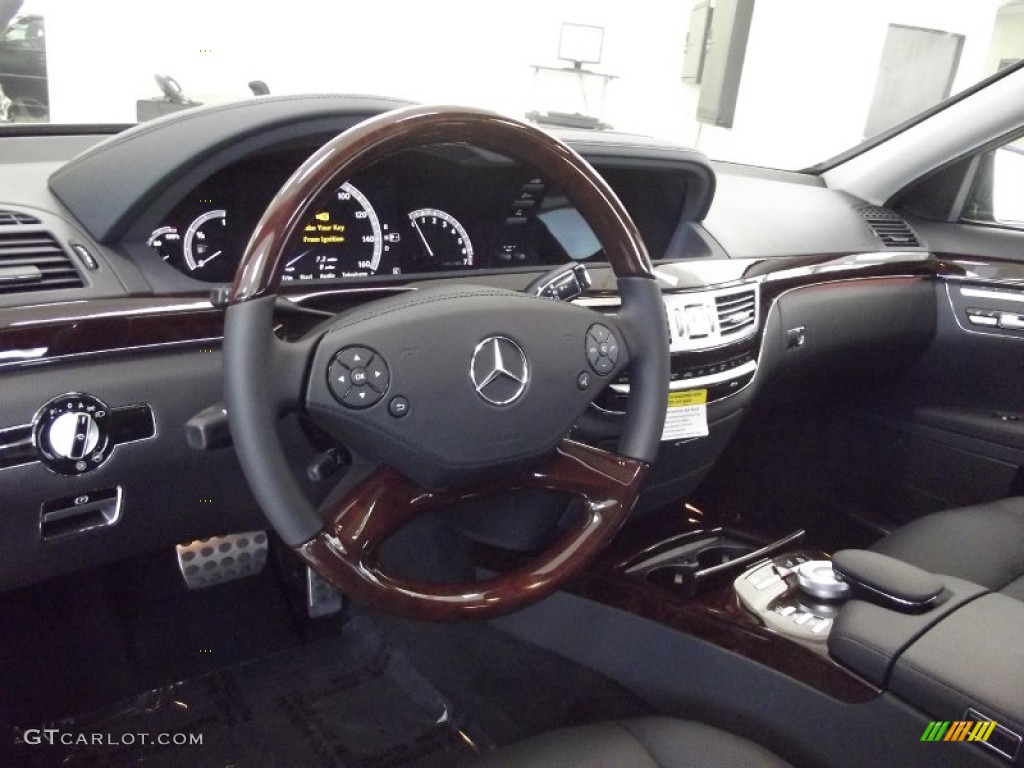 Black Interior 2013 Mercedes-Benz S 550 Sedan Photo #69133193