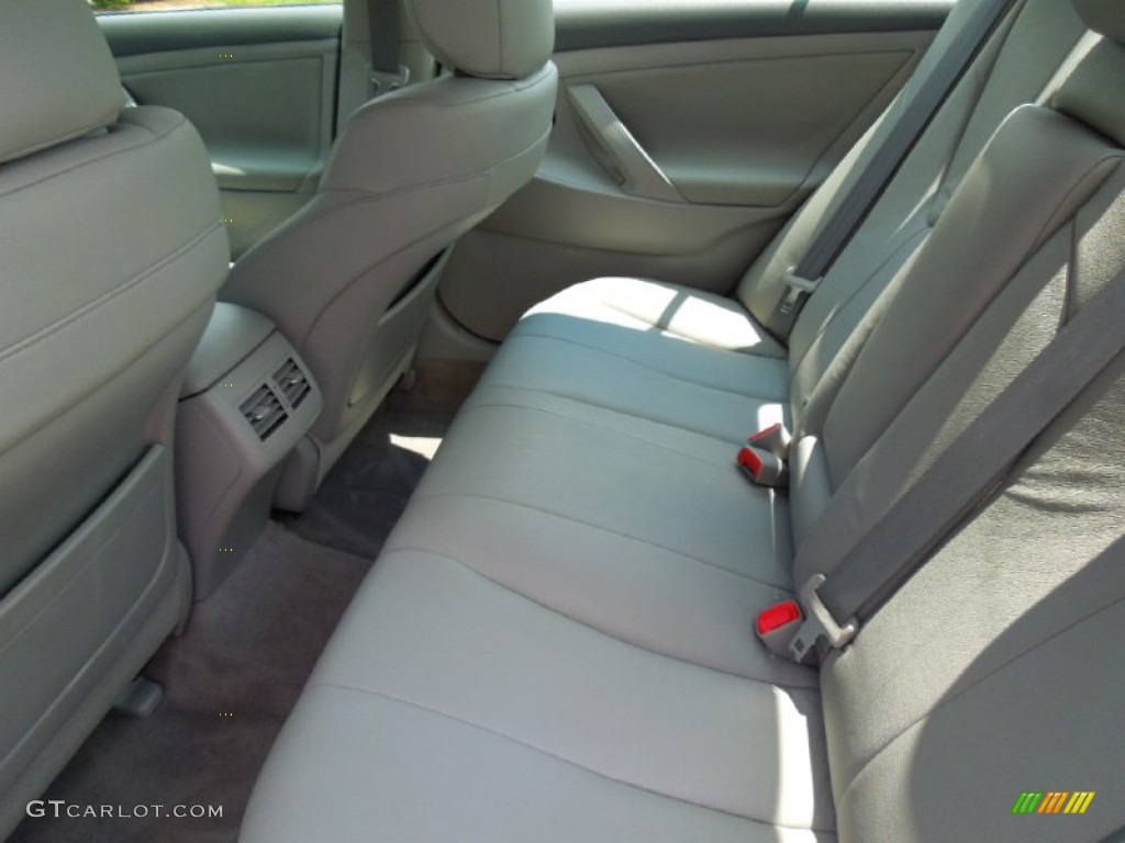 2007 Toyota Camry Hybrid Rear Seat Photo #69133196