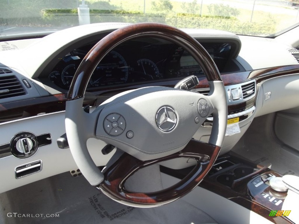 2013 Mercedes-Benz S 550 Sedan Ash/Grey Steering Wheel Photo #69133649